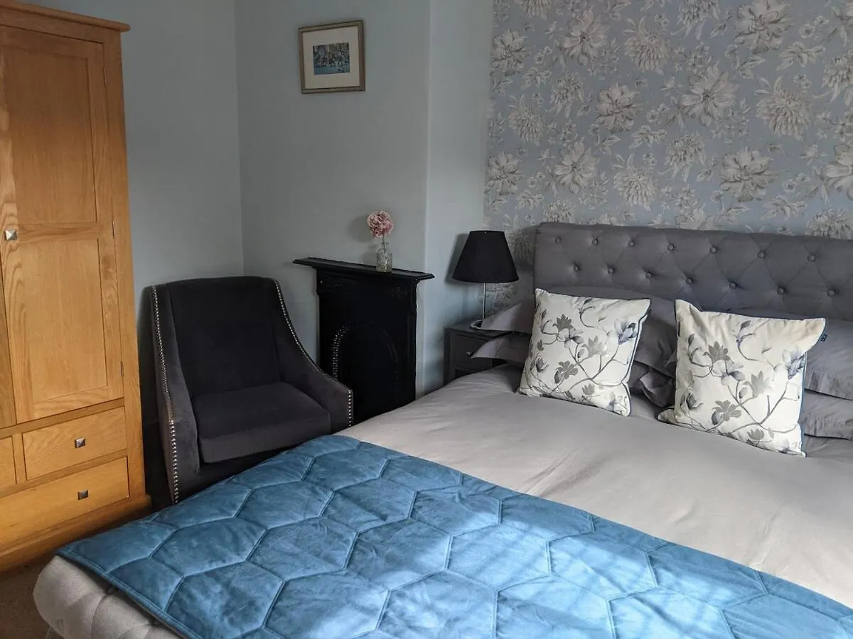 Holiday home 1 Hillside Cottages Leeds  United Kingdom
